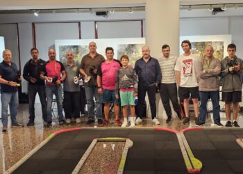 Peñaranda acoge con gran éxito la III edición de la Quedada Mini Z con participantes locales, madrileños y vallisoletanos