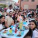 Villoria disfruta de su despedida festiva con la multitudinaria merienda en la plaza que reúne a más de 1.300 comensales