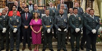 Peñaranda acompaña a los miembros de la Guardia Civil en los actos festivos en honor de su patrona, la Virgen del Pilar