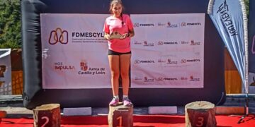 La «salandareña» Luna Sánchez se proclama en tierras leonesas campeona cadete de Castilla y León de Carreras Verticales