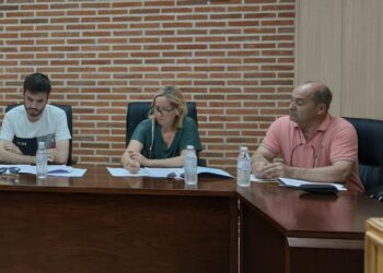 El PSOE contraataca en Macotera y acusa al PP de ocultar la realidad económica municipal y manipular con «medias verdades»