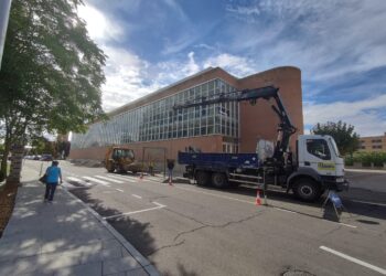 Peñaranda saca a concurso la instalación de placas fotovoltaicas en el pabellón polideportivo cubierto por 74.978 euros