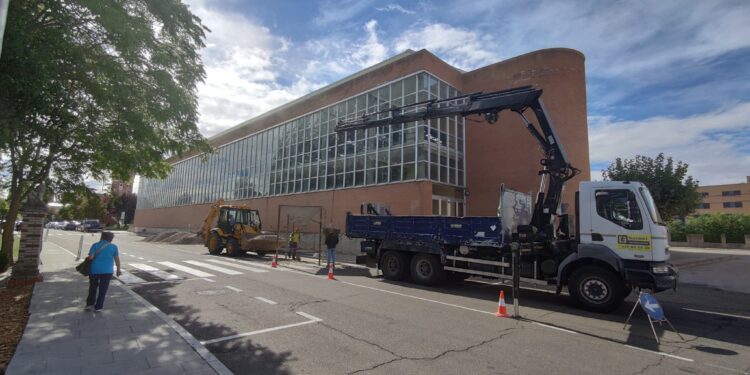 Peñaranda saca a concurso la instalación de placas fotovoltaicas en el pabellón polideportivo cubierto por 74.978 euros