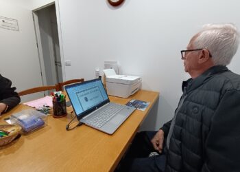 El Ayuntamiento de Villoria dona a la asociación de mayores San Pedro un nuevo equipo informático de ordenador e impresora