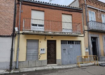 La Diócesis de Salamanca saca a la venta la antigua casa parroquial de Peñaranda situada en la calle La Cruz