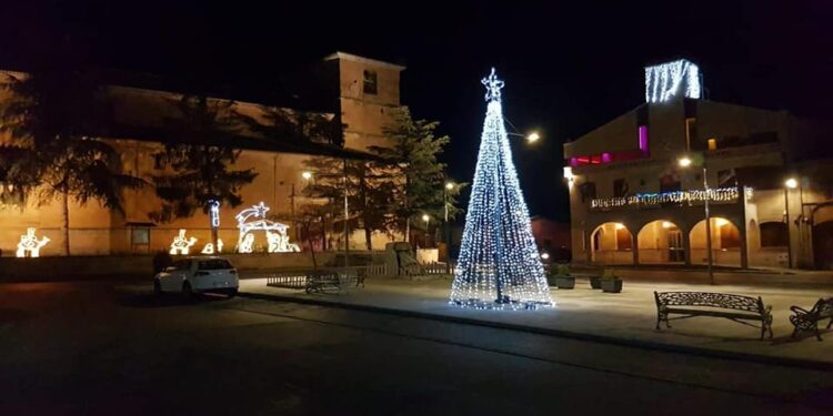 Babilafuente pone en marcha la IV edición del concurso de Decoración Navideña para llenar de ambiente la localidad