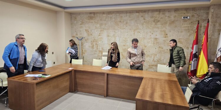 Babilafuente incluye en el presupuesto 2024 una partida de 350.000 euros para urbanizar la parcela destinada a viviendas