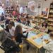 La animación navideña a la lectura llena un año más de niños y niñas la sala infantil de la biblioteca municipal de Peñaranda