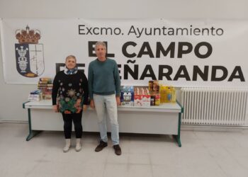 El Campo de Peñaranda se vuelca con los más necesitados y recoge en sólo tres días más de 150 kilos de alimentos