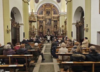 Peñaranda cierra un intenso domingo con el brillante concierto del coro Mvsica Antiqva en la iglesia de las Madres Carmelitas