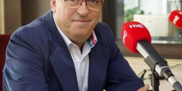 Manolo H H emitirá este sábado desde el Ayuntamiento de Peñaranda su programa «España Rural» en Radio Nacional