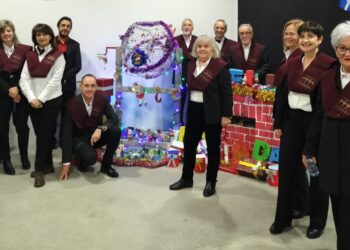 El coro de cámara del Casino de Salamanca ofrece un brillante recital navideño en el centro sociocultural de Huerta