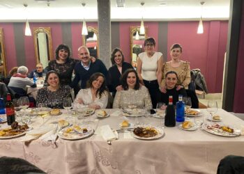 Emotivo encuentro de la peña Kurkubit@s en Peñaranda para celebrar los 24 años de amistad y vivencias compartidas