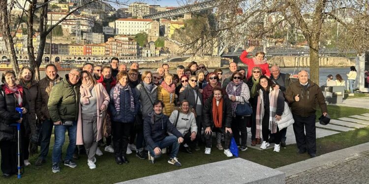 La parroquia de Peñaranda elige Portugal para una convivencia en la que se ha combinado el turismo con la fe y la reflexión