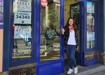 Lluvia de millones en Peñaranda: El Ángel de la Suerte reparte 3,8 millones de euros del cuarto premio con el número 41147