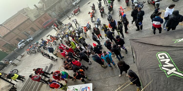 La «Papanoelada» de Villoria desafía al frío este sábado para compartir la magia de la Navidad sobre dos ruedas