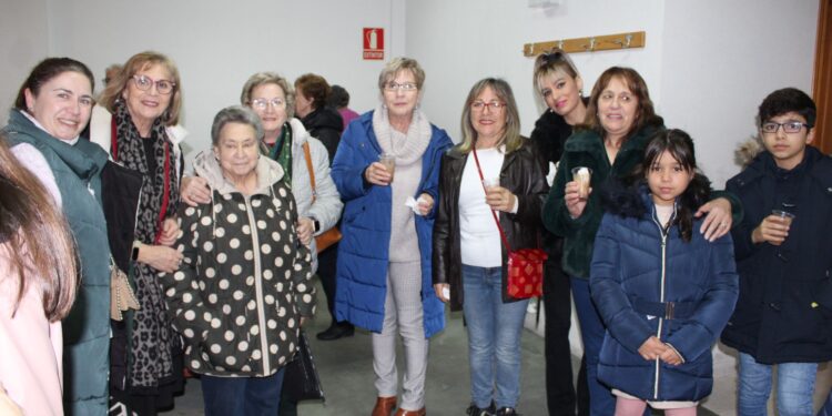 Villoria logra recaudar con su Navidad solidaria un total de 3.358 euros para Pyfano y otros 640 para Acción Verapaz