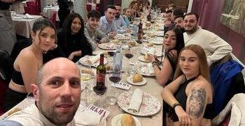 Trabajadores del restaurante El Oso y el Madroño de Peñaranda no renuncian a celebrar en enero su tradicional cena navideña