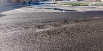 Nueva denuncia de Peñaranda en Común que pide explicaciones por el actual estado del asfalto en el cruce de la carretera de Alba