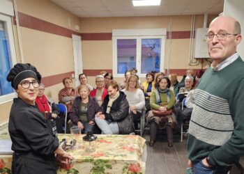 Comienza en Bóveda del Río Almar un curso de cocina familiar organizado por el Ayuntamiento e impartido por María Boufard