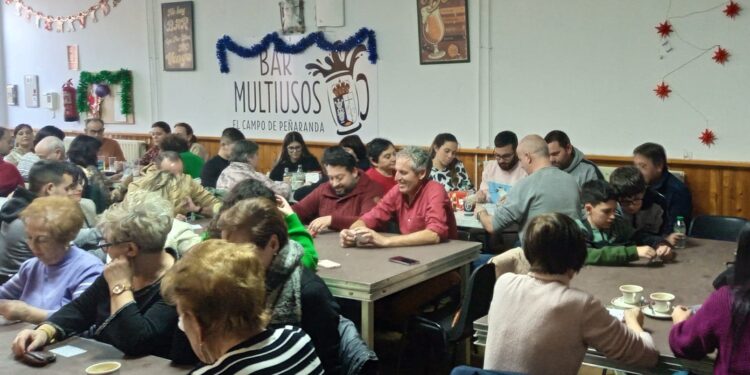 El Campo de Peñaranda recauda 572 euros con el bingo benéfico a favor de la Asociación Salmantina de Esclerosis Múltiple