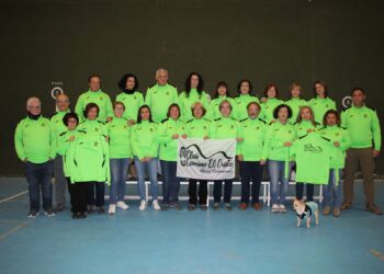 El club de senderismo Camino el Cristo de Alaraz abre el año con la Ruta del Bosque del Olvido y la del Emperador Carlos V