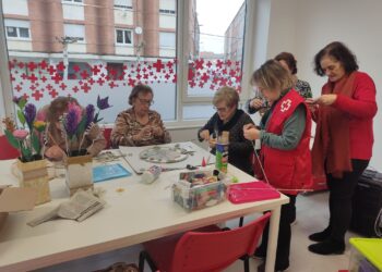 Cruz Roja retoma en Peñaranda las actividades y talleres con las personas mayores para promover el envejecimiento activo