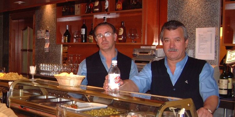 Triste adiós a Domingo Valverde Huete, reconocido hostelero peñarandino al frente de los populares mesones Jaito y Domi