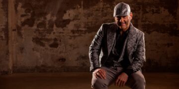 Paco Candela llega a Salamanca: «El cariño de la gente es lo que va a quedar siempre, es lo más importante para un artista»