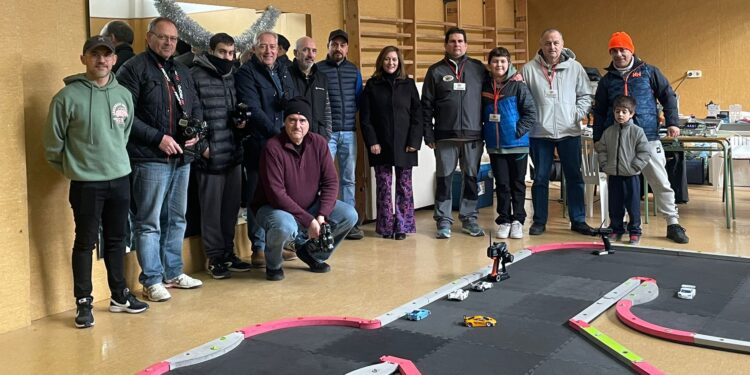 Gran ambiente en la VIII edición de la Rosconada Mini Z que ha puesto el broche en Peñaranda a la programación navideña