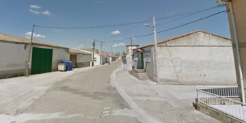 Extraño suceso en Palaciosrubios: dos jóvenes llaman a una vivienda en plena madrugada y piden agua a la propietaria