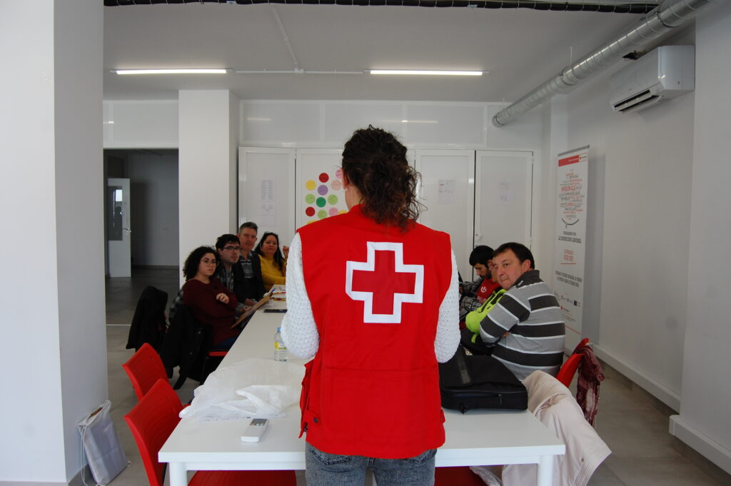 Taller de asistente personal en Cruz Roja en Penaranda 2