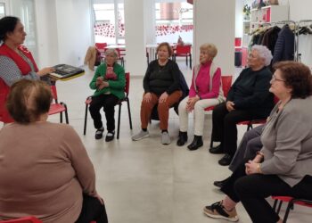 Música y canto, la nueva fórmula de Cruz Roja con los mayores para favorecer el envejecimiento activo y combatir la soledad