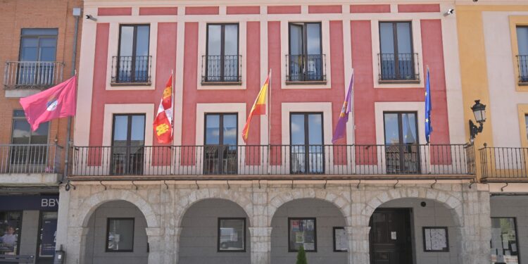 El PP de Peñaranda pedirá una partida presupuestaria para engalanar el Conjunto Histórico de las Plazas en Semana Santa