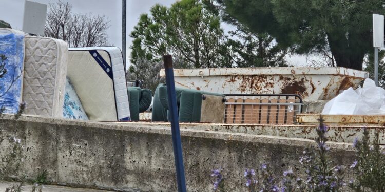 Los peñarandinos reciclamos menos en 2023: bajan las cifras de la recogida anual en los contenedores de papel, vidrio y envases