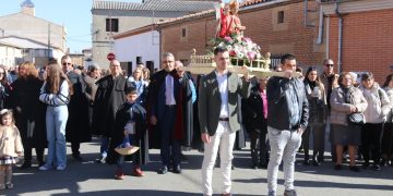 Babilafuente celebra el día grande de sus fiestas de invierno con misa y procesión dedicadas a San Blas y con un ágape