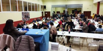 El bingo llena el multiusos de Palaciosrubios en una tarde con un gran ambiente de confraternidad vecinal y varios premios