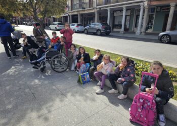 Peñaranda celebra una nueva edición de la Operación Bocata a favor de Manos Unidas y con un día plenamente primaveral