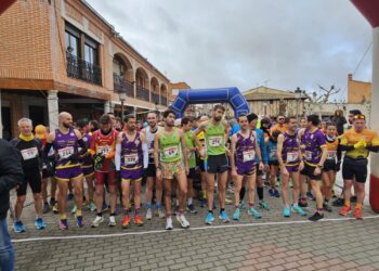Francisco Javier de León y Alexandra Martín ganan la X edición de la Legua de Macotera y lo hacen ambos con récord de la prueba