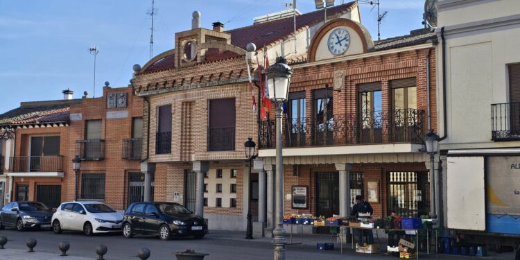 Macotera modifica la ayuda a la natalidad y abonará 100 euros mensuales durante 36 meses a cada bebé empadronado en la villa