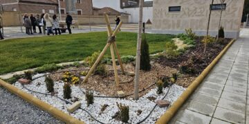 Peñaranda estrena un parque de 2.000 metros cuadrados con pistas de juegos autóctonos y que tendrá «nombre de mujer»