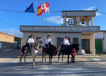 Poveda de las Cintas recupera la tradición de los quintos con Ángel, Joel y Ander como grandes protagonistas de la fiesta