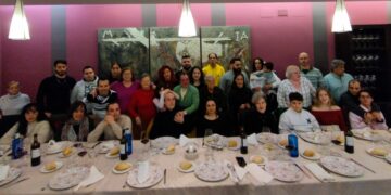 La familia de Rafael Delgado le rinde un emotivo homenaje en Peñaranda reuniéndose para hacer realidad uno de sus sueños