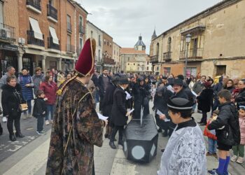 Peñaranda despide a don Carnal y recibe a doña Cuaresma con un concurrido Entierro de la Sardina amenizado por Alborada