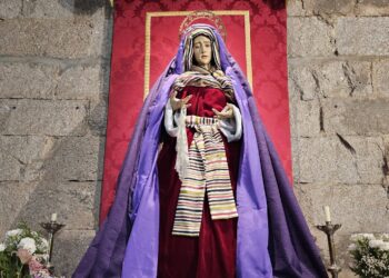 Nuestra Señora de la Soledad también viste de hebrea en la iglesia parroquial de Peñaranda y su cofradía y cabildo preparan su fiesta