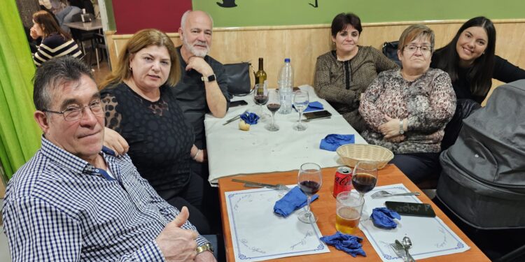 Encuentro familiar en Peñaranda compartiendo mesa y mantel y disfrutando de la estupenda gastronomía de la localidad