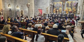 Peñaranda y Tordesillas vuelven a hermanarse a través de la música cofrade con un brillante concierto en la iglesia parroquial