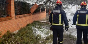 Intensa tarde para Bomberos y Policía Local en Peñaranda con varios avisos relacionados con los efectos del temporal