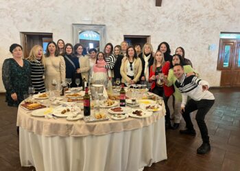 El III encuentro anual de Dulca reúne a toda la plantilla en una comida de confraternidad en la finca El Ventorro de Peñaranda