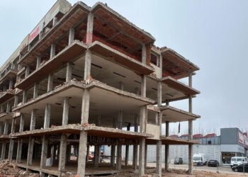 Adiós al edificio de la Ediciones Anaya en Santa Marta, otro de los grandes símbolos del peñarandino Germán Sánchez Ruipérez